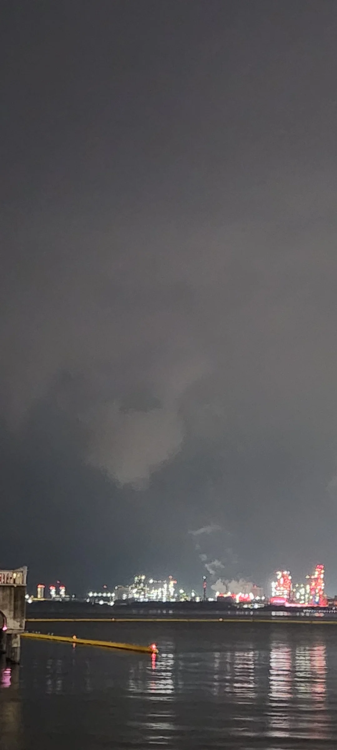 Light up your phone with the electric energy of Seoul after dark. These Korean nightscape wallpapers capture the city at its most cinematic — neon signage stacking up narrow alleyways, glowing street food stalls sending steam into cold night air, illuminated bridges spanning the Han River, and the shimmering towers of Gangnam reflected in rain-wet streets.

Seoul's nighttime personality is bold, colorful, and endlessly photogenic. You'll find the moody glow of Itaewon bars, the cyberpunk atmosphere of Euljiro's industrial blocks, and panoramic cityscapes from hilltop viewpoints where the city stretches to the horizon in every direction. Free download these aesthetic Seoul night wallpapers for a phone background that pulses with urban energy., Haean-ro, Duho-dong, Pohang-si — Free Korean aesthetic wallpaper