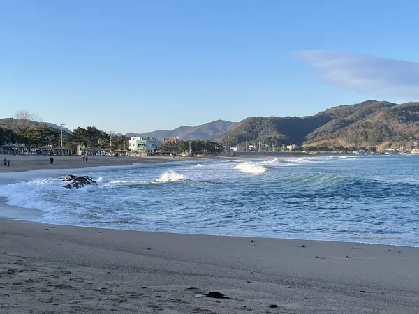 韓国の海・海岸・雪景色の無料壁紙
