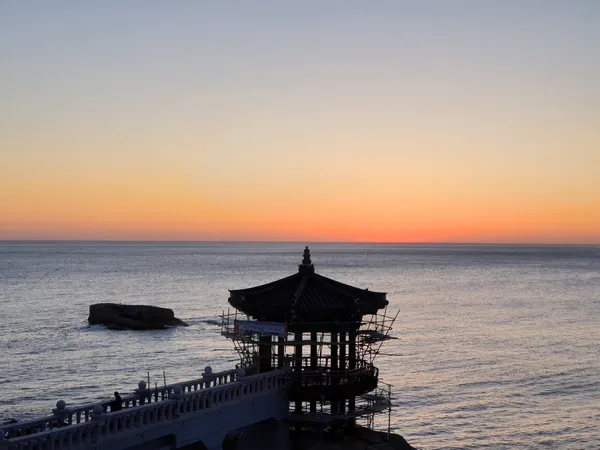 Korean sea & sunset & architecture aesthetic wallpaper for phone