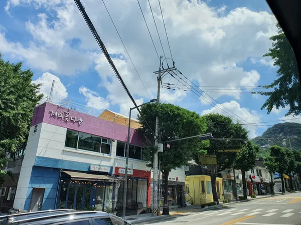 Korean street & cafe-culture & mountain aesthetic wallpaper for phone