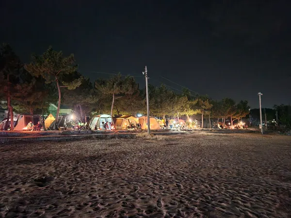 Korean seoul-nights & architecture & aesthetic aesthetic wallpaper for phone