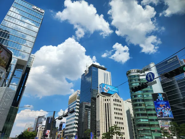 Korean architecture & street aesthetic wallpaper for phone