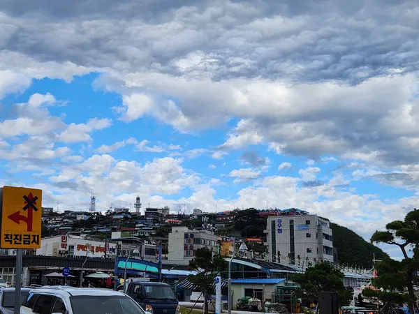 Korean sea & market & street aesthetic wallpaper for phone