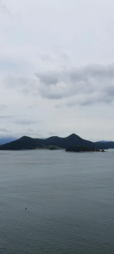 Korean Sea & Coast & Mountains & Trails & Nature aesthetic wallpaper for phone