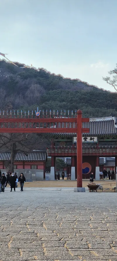 Korean architecture & hanok aesthetic wallpaper for phone