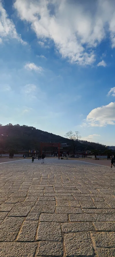 Korean architecture & hanok aesthetic wallpaper for phone