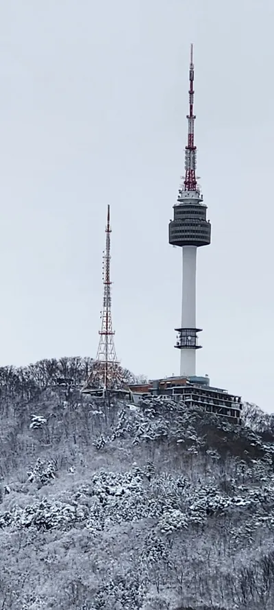 Korean architecture & mountain & snow aesthetic wallpaper for phone