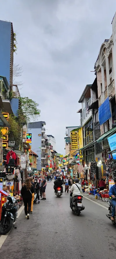 Vietnam Street & Markets travel wallpaper