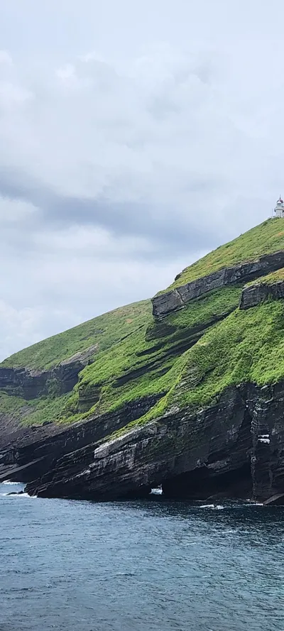 Korean nature & sea & mountain & architecture aesthetic wallpaper for phone