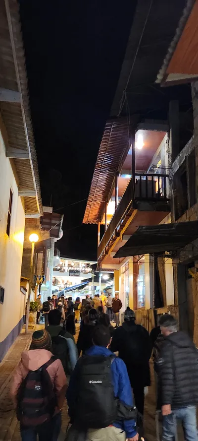Alleyways & Street travel wallpaper