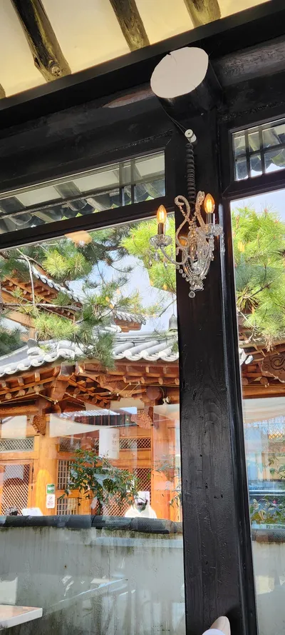 Korean cafe-culture & architecture & hanok aesthetic wallpaper for phone