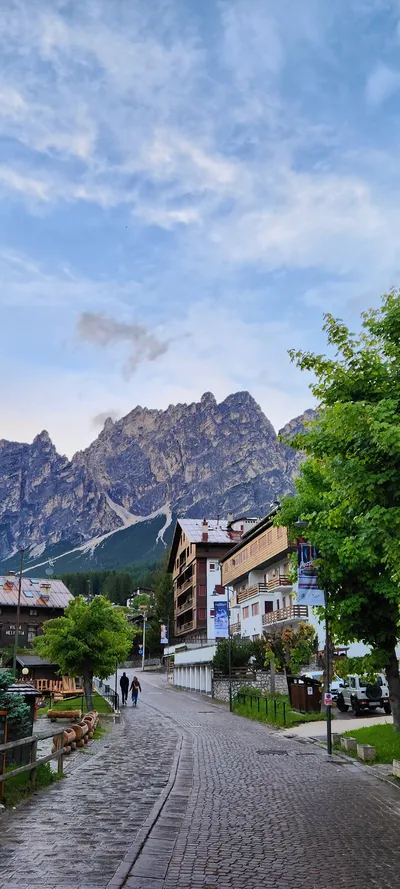 Street & Mountains & Trails travel wallpaper