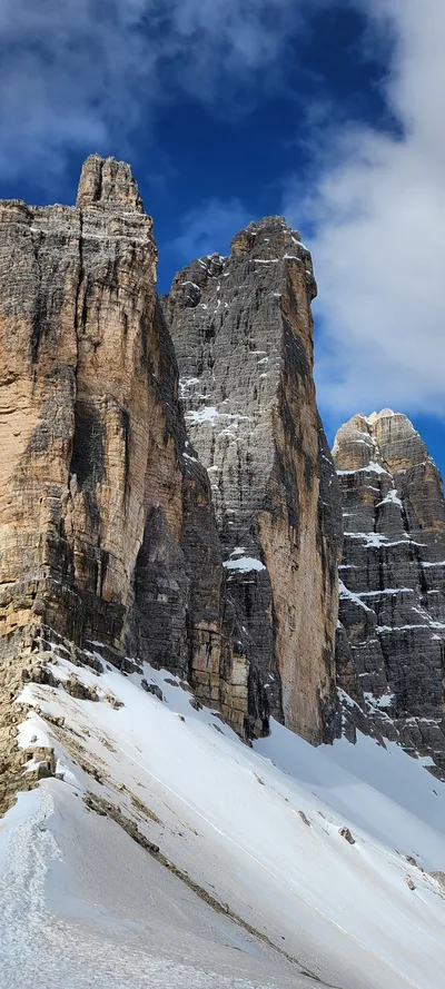 山・トレイル・雪景色の旅の壁紙