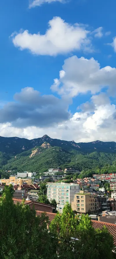 Korean street & mountain aesthetic wallpaper for phone