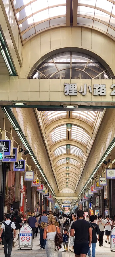 Street & Architecture travel wallpaper