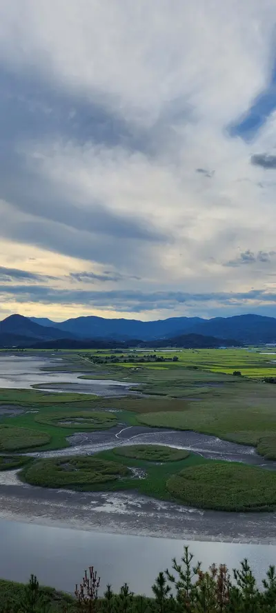 Korean nature & river & mountain aesthetic wallpaper for phone