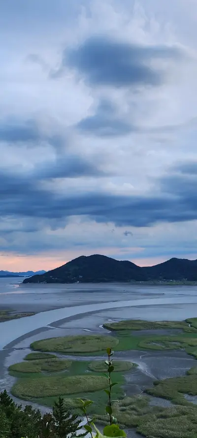 Korean nature & sea & mountain & sunset aesthetic wallpaper for phone