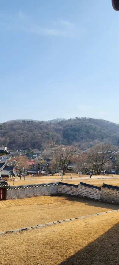 Korean hanok & architecture & nature & park aesthetic wallpaper for phone