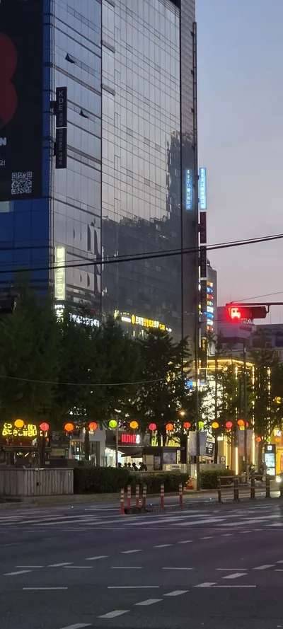 Korean Street & Architecture & Seoul Nights aesthetic wallpaper for phone
