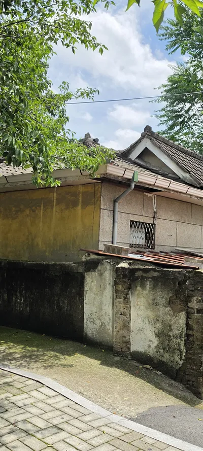 Korean Architecture & Alleyways & Street & Nature aesthetic wallpaper for phone