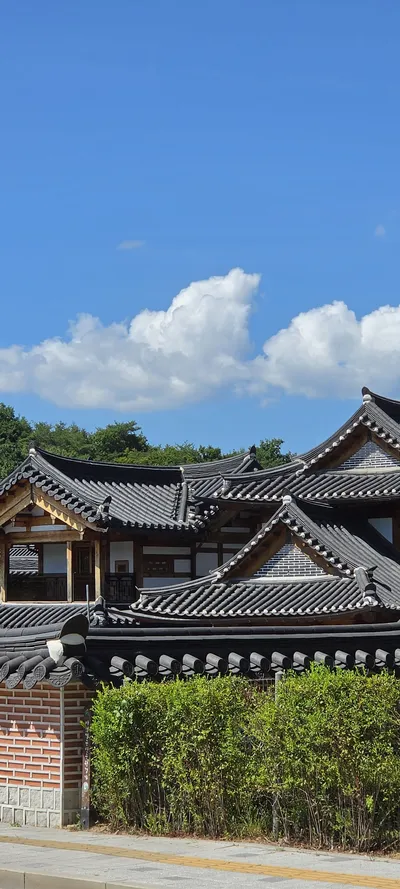 韓国の韓屋・建築・山・トレイルの無料壁紙