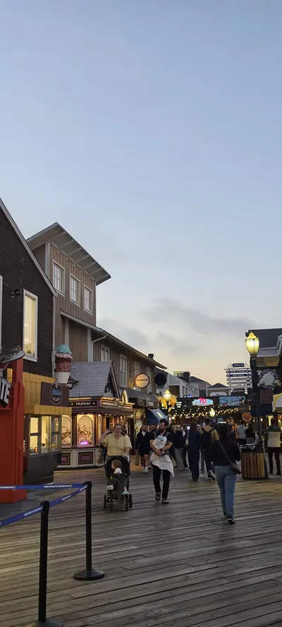 United States Street & Markets travel wallpaper