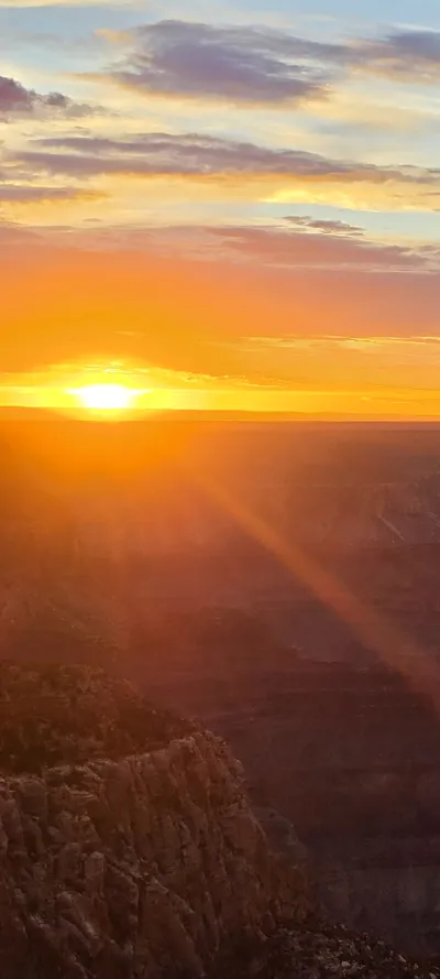 夕焼け・山・トレイルの旅の壁紙